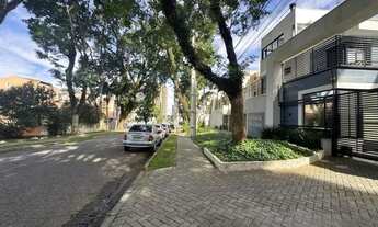 Imagem 2: Sobrado em condomínio fechado completamente mobiliado com móveis planejados no bairro Baca