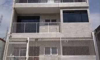 Imagem 2: Sobrado para Venda em Curitiba, Pinheirinho, 3 dormitórios, 3 banheiros, 9 vagas