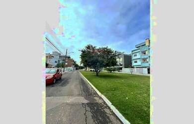 Imagem 13: O aconchego de uma rua tranquila em Ingleses te espera