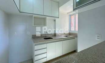 Imagem 6: Apartamento de 73m² próximo ao Hospital de Base e Plaza Shopping, com suíte e armários emb