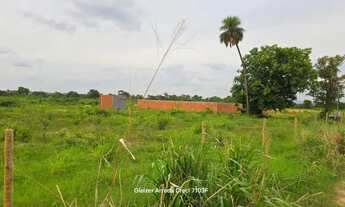 Imagem: Terreno plano com 460 m² Condomínio Florais