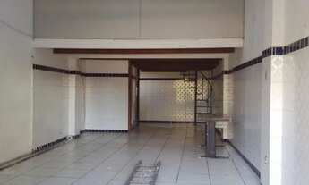 Imagem 2: Aluguel loja Quarto com aluguel por R$1.850 /mês