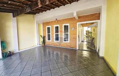 Imagem: Casa à Venda - Planalto com ponto de referência