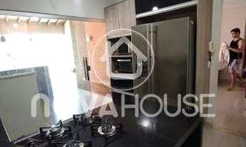 Imagem 7: LINDO SOBRADO COM AMPLO QUINTAL