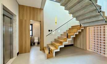 Imagem 4: Sobrado Beira Lago Mobiliado à venda, localizado no Cond. Amare Home Resort