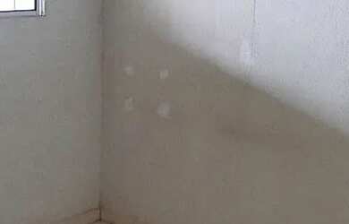 Imagem 3: Casa simples. Com Terreno