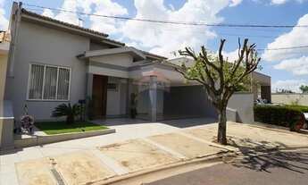 Imagem: Casa Espetacular 3 Quartos, Suíte e Jardim