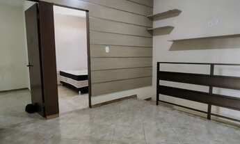 Imagem 5: Vendo casa duplex em condomínio, 2 suítes, demais dependências e 2 vagas garagem