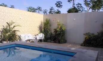 Imagem: Casa e Área com Piscina (Natal e Ano Novo