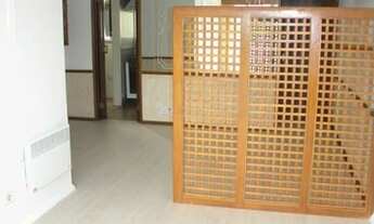 Imagem 5: APARTAMENTO ENSOLARADO, RUA TRANQUILA.SALA AMPLA PARA 2 AMBIENTES COM SACADA, 3 DORMITORIO