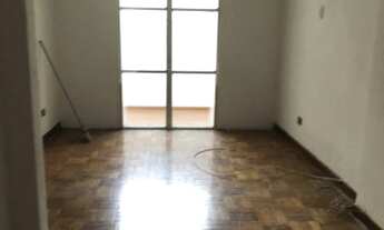 Imagem 7: Apartamento para aluguel e venda possui 65 metros quadrados com 1 quarto