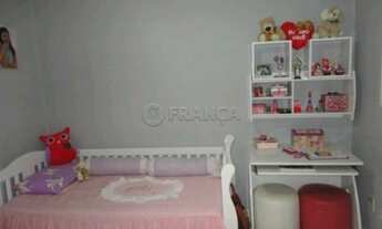 Imagem 2: Jacareí - Apartamento Padrão - Santa Crus dos Lázaros