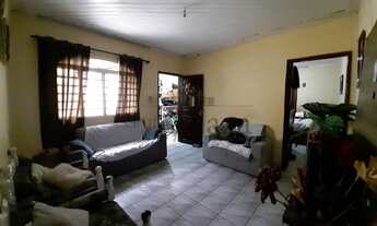 Imagem 2: Sao Jose dos Campos - Casa Padrão - Monte Castelo