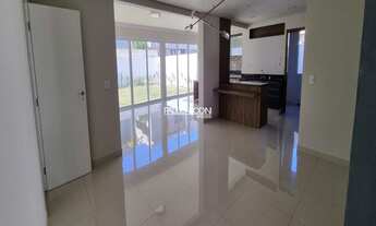 Imagem 4: Casa de condomínio sobrado para venda tem 390 metros quadrados com 4 quartos