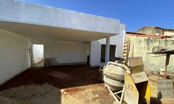 Imagem 4: Linda Casa Térrea no Cidade Jardim com Projeto Maravilhoso