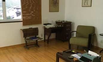 Imagem 5: Casa de condomínio duplex com 235 metros quadrados com 4 quartos