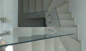 Imagem 4: Sobrado com 122m²; 03 quartos sendo 01 suite; 02 vagas; no bairro Hauer - Curitiba/PR