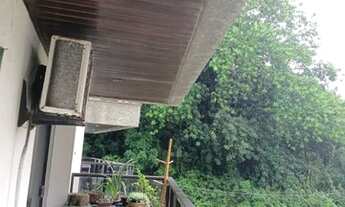 Imagem 6: Apartamento para venda possui 134 metros quadrados com 4 quartos em Guaiúba - Guarujá - SP