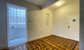 Imagem 6: Apartamento(tipo casa) todo reformado em rua Bucólica em Laranjeiras