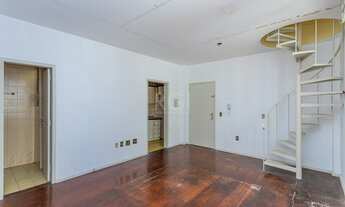 Imagem 5: Cobertura duplex de frente com amplo terraço na Cidade Baixa