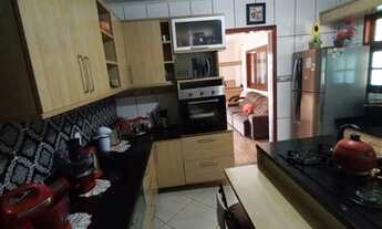 Imagem 2: Casa 3 Dormitórios Terreno de 400 m privativos