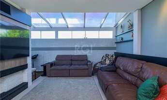 Imagem 4: Apartamento de 3 dormitórios e 2 vagas de garagem no bairro Vila Ipiranga em Porto Alegre