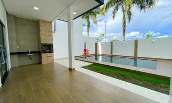 Imagem 1: Casa duplex com 3 suítes, área gourmet, Piso no porcelanato polido, Agende uma visita aind