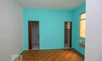 Imagem 2: Apartamento para Aluguel - Catete, 1 Quarto, 27 m2