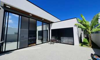 Imagem: Casa Terrea com 03 Suítes no Condomínio