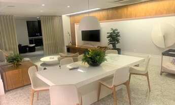 Imagem 2: Apartamento com 4 Quartos e 4 banheiros à Venda, 200 m² por R$ 2.500.000