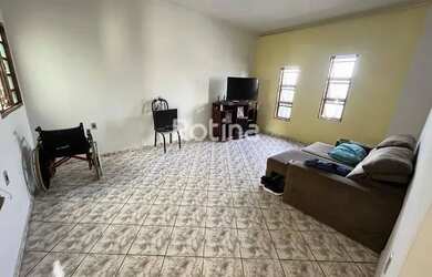 Imagem 4: Casa para alugar, 3 quartos, 1 suíte, 2 vagas, Jardim Patrícia - Uberlândia/MG - R$ 2.000