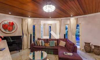 Imagem 5: Casa à Venda - Bandeirantes, 4 Quartos, 352 m2