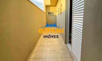 Imagem 2: Excelente Casa de 03 Dormitórios Com Armários Em Condomínio Fechado