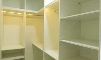 Imagem 5: Casa á venda em Paulínia no Residencial Club Portinari, com 238 metros quadrados com 4 suí