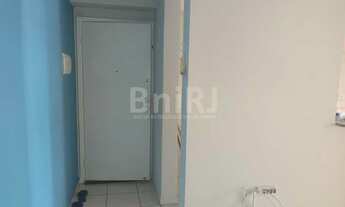 Imagem 2: RIO COMPRIDO - Ótimo apto 2 quartos com armários e ar condicionado - Prédio novo (2017