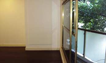 Imagem 2: Apartamento para venda tem 120 metros quadrados com 3 quartos em Leblon - Rio de Janeiro