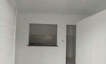 Imagem 2: Aluga se kitnet Quarto com aluguel por R$500 /mês