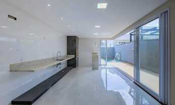 Imagem 3: Casa térrea com 200m², 4 suítes e piscina aquecida, no Jardins Lisboa