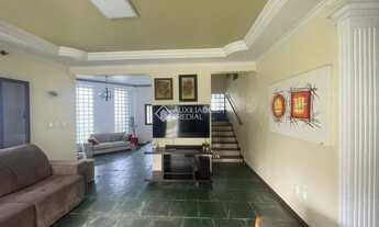 Imagem 5: Casa à Venda 318m² | 5 Quartos | 1 Suíte | 2 Vagas | Piscina | Edícula