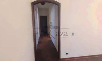 Imagem 7: Oportunidade - Casa Comercial ou Residencial - Jardim Leonidia - Jacareí - 3 Dormitórios