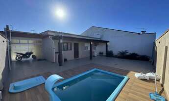 Imagem 2: Casa muito bem localizada em Atlântida Sul