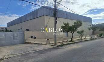 Imagem 2: Galpão com amplo pátio para estacionamento