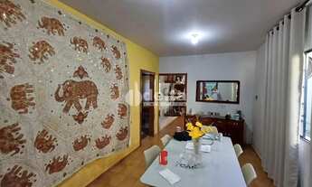 Imagem 5: Casa residencial e comercial disponível para venda no bairro Tabajaras em Uberlândia-MG