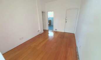 Imagem 7: Apartamento de frente com localização privilegiada em Icaraí! Composto por sala, 2 quartos