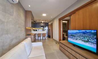 Imagem 7: Quarto e sala finamente decorado no Salvador Prime andar altíssimo