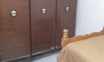 Imagem 2: Quartos individual mobiliado com cozinha privativa para moças ao lado do Jardim Botânico