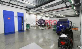 Imagem 3: Galpão na Henrique Schauman com 941 m² e 4 vagas