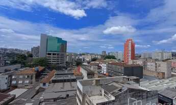 Imagem 6: Imóvel na Professor Freitas e Castro com 1 dormitórios e 41m²