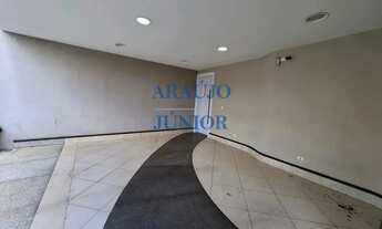 Imagem 3: Imóvel de luxo no Parque Universitário: casa com 3 quartos, 3 suítes, 3 salas, 6 banheiros