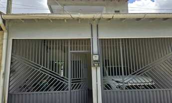 Imagem: Casa em alameda no Conjunto satélite